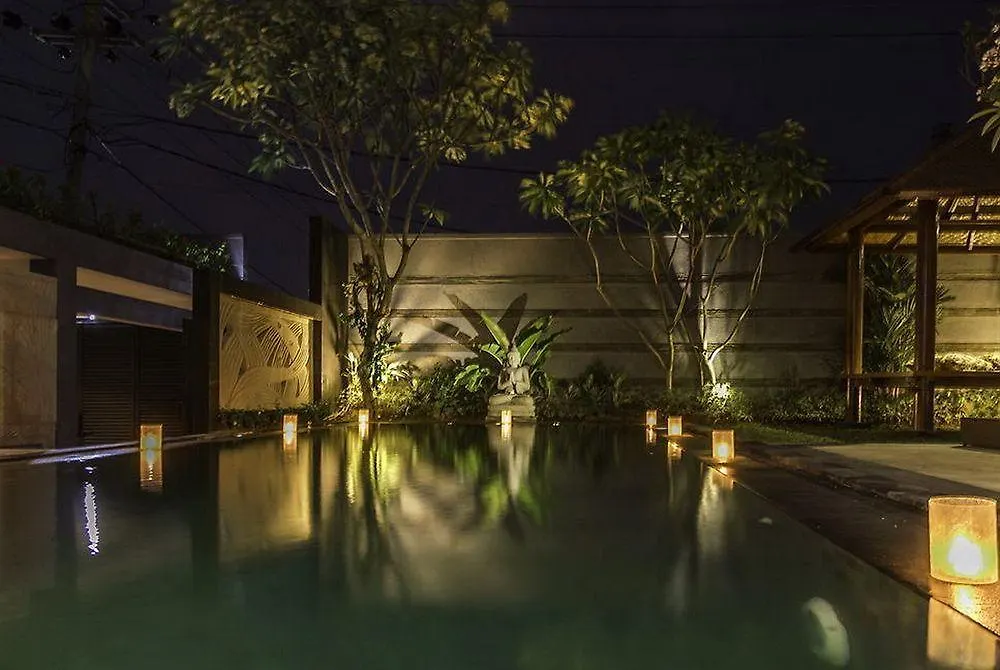 Villa Cascade Seminyak   Seminyak (Bali)
